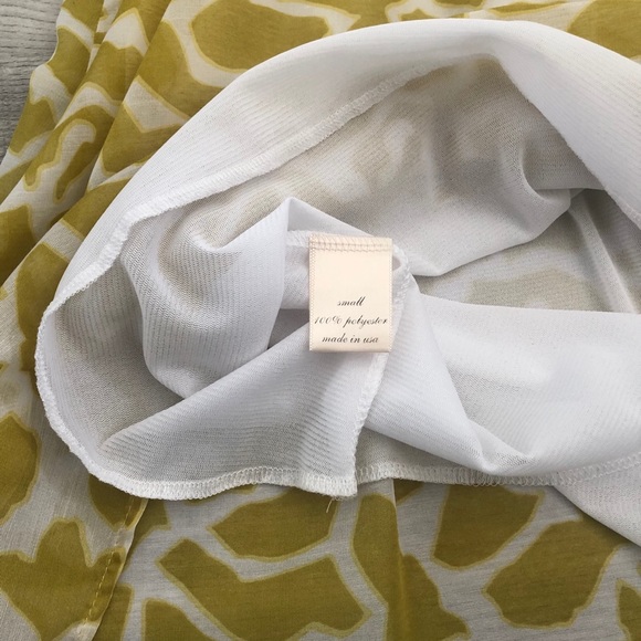 NWT Francesca’s Yellow Flowy Dress - Picture 5 of 5